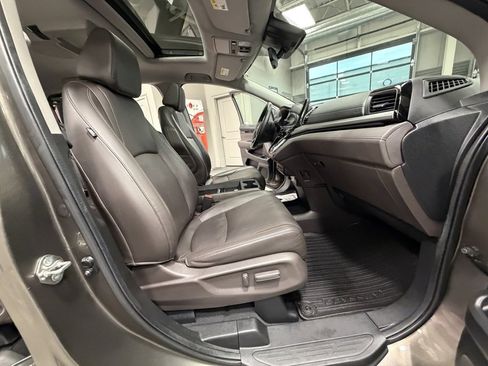 Used 2019 Honda Odyssey Elite image 51