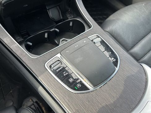 Used 2022 Mercedes-Benz GLC 300 4MATIC image 30