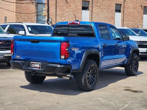 Used 2024 Chevrolet Colorado Trail Boss w/ Advanced Trailering Package AWD/4WD image 7