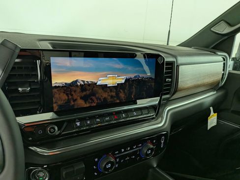 New 2026 Chevrolet Silverado 2500 High Country w/ High Country Premium Package AWD/4WD image 22
