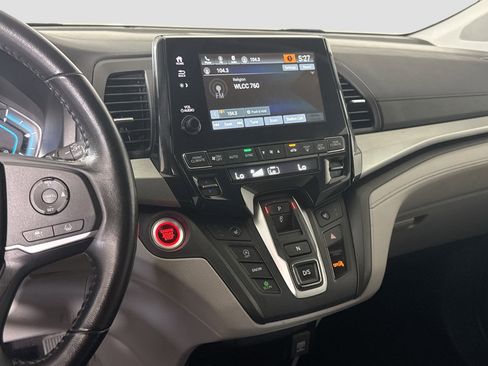 Used 2022 Honda Odyssey EX-L image 18