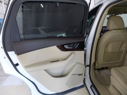 Used 2019 Audi Q7 3.0T Prestige image 79