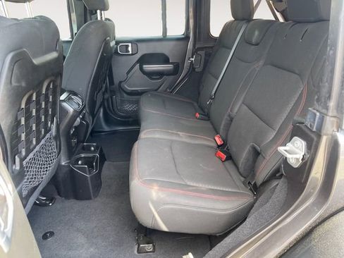 Used 2019 Jeep Wrangler Unlimited Rubicon image 30