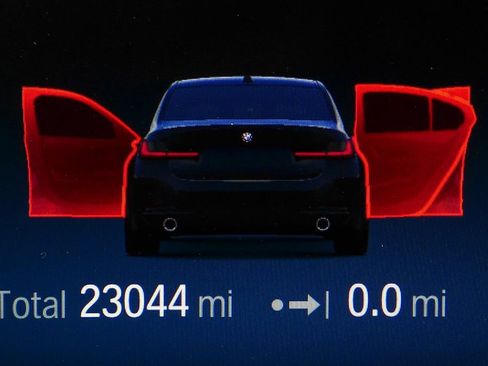 Certified 2023 BMW 330i Sedan w/ Premium Package RWD image 32