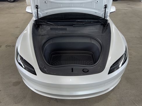 Used 2024 Tesla Model 3 Long Range AWD/4WD image 32