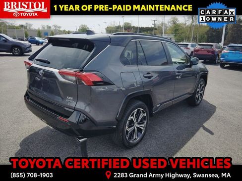 Used 2025 Toyota RAV4 XSE w/ Weather Package AWD/4WD image 8
