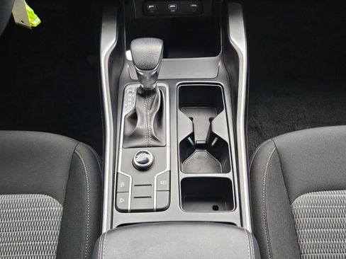 Used 2021 Kia Sorento LX image 12