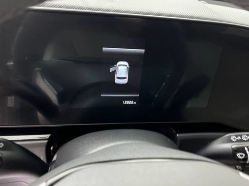 Certified 2025 Kia Niro EX Touring FWD image 17
