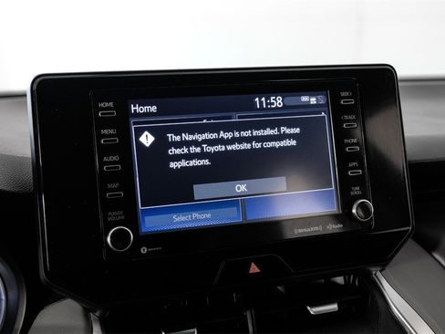 Used 2022 Toyota Venza XLE image 29