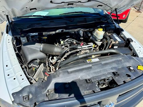 Used 2018 RAM 5500 Tradesman w/ Power & Remote Entry Group image 15