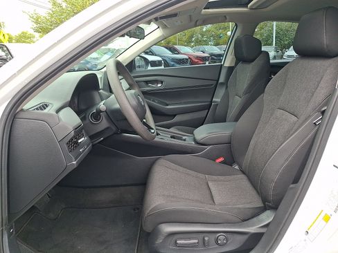 Used 2024 Honda Accord EX image 13
