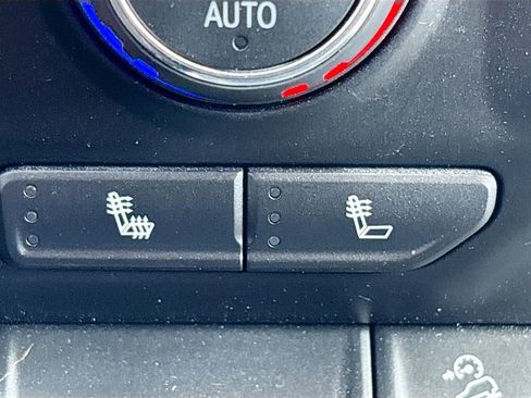 Used 2021 Chevrolet Silverado 1500 LT Trail Boss w/ Bed Protection Package image 19