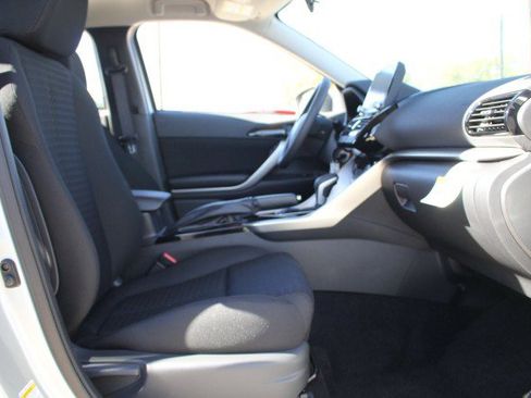 New 2026 Mitsubishi Eclipse Cross ES image 18