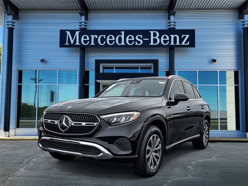 New 2026 Mercedes-Benz GLC 300 4MATIC image 3