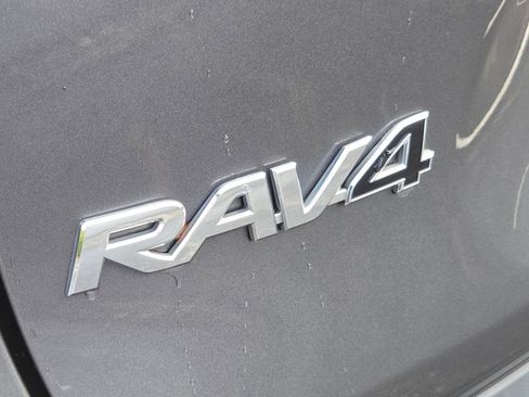 Used 2023 Toyota RAV4 XLE AWD/4WD image 15