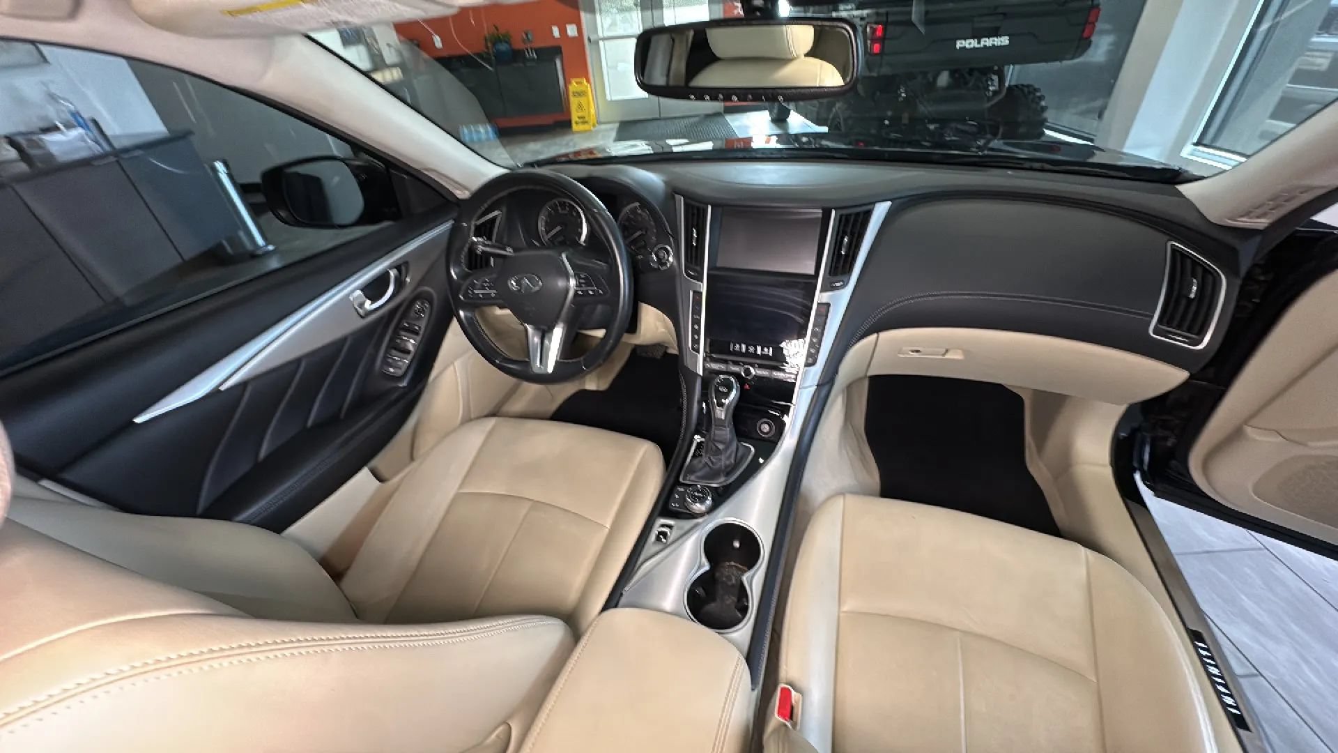 Used 2019 INFINITI Q50 Luxe w/ Cargo Package (L96) RWD image 55
