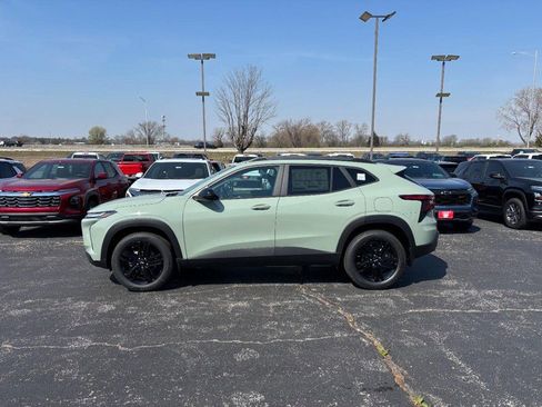 New 2026 Chevrolet Trax ACTIV w/ Driver Confidence Package image 2