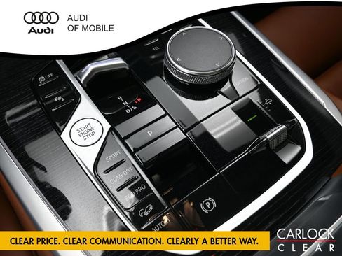 Used 2023 BMW X7 M60i image 22