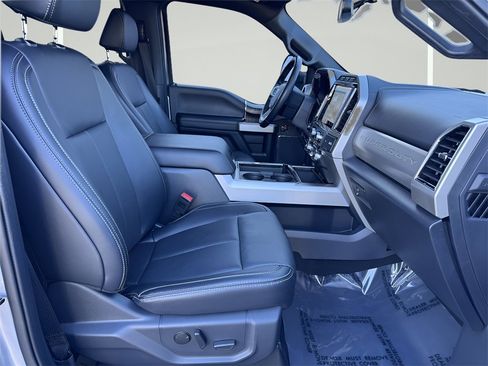 Used 2022 Ford F250 Lariat w/ Tremor Off-Road Package image 30