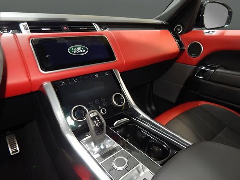Used 2020 Land Rover Range Rover Sport HST AWD/4WD image 18