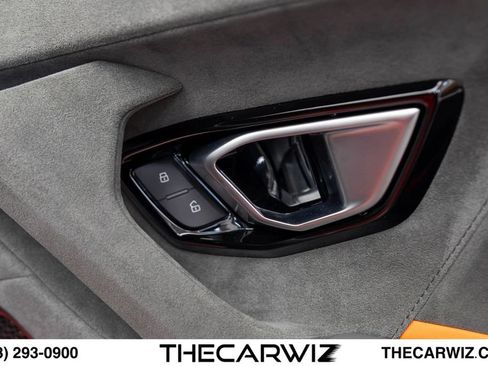 Used 2023 Lamborghini Huracan Tecnica RWD image 81