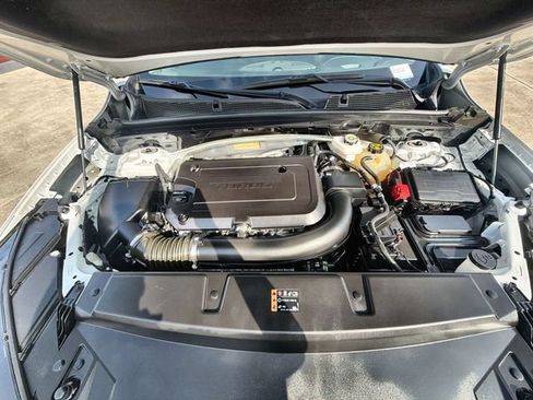 Used 2023 Buick Envision Essence w/ Sport Touring Package AWD/4WD image 29