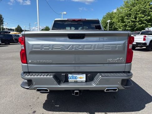 Used 2023 Chevrolet Silverado 1500 High Country w/ High Country Premium Package AWD/4WD image 4