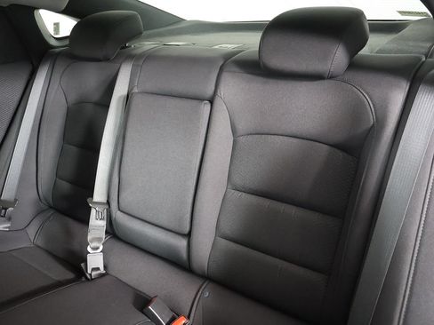 Used 2023 Chevrolet Malibu LT FWD image 29