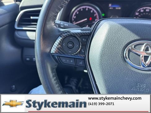 Used 2022 Toyota Camry SE w/ Convenience Package image 38