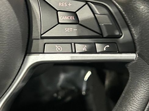 Used 2023 Nissan Altima 2.5 SV FWD image 62