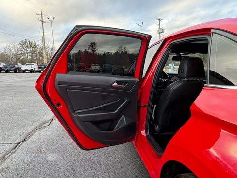 Used 2019 Volkswagen Jetta S image 23