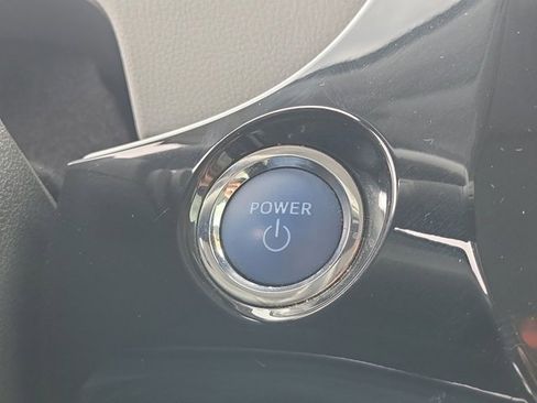 Used 2021 Toyota Prius XLE image 34