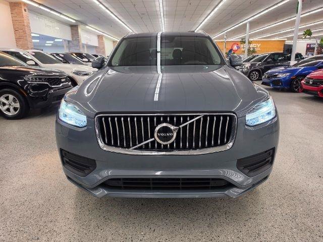Used 2023 Volvo XC90 B5 Core AWD/4WD image 3