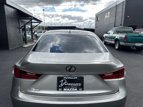 Used 2016 Lexus IS 300 AWD image 26