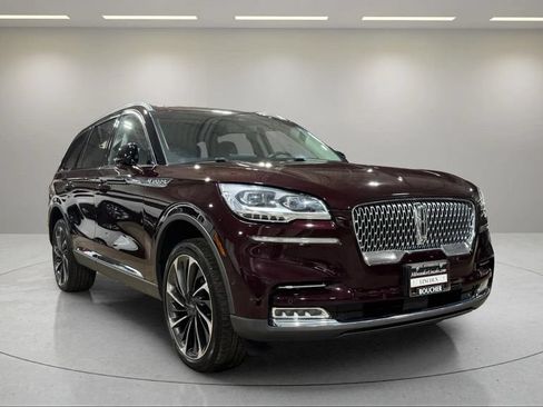 Certified 2024 Lincoln Aviator Reserve w/ Equipment Group 201A AWD/4WD image 1