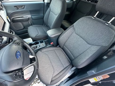 New 2025 Ford Maverick XLT w/ XLT Luxury Package image 15