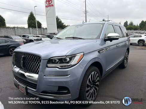 Used 2023 Lincoln Navigator Black Label AWD/4WD image 1