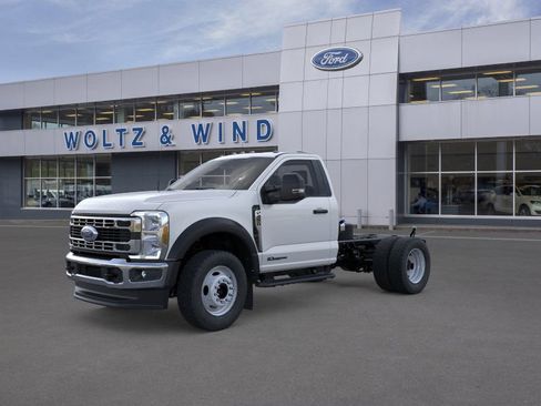 New 2025 Ford F450 XL image 1