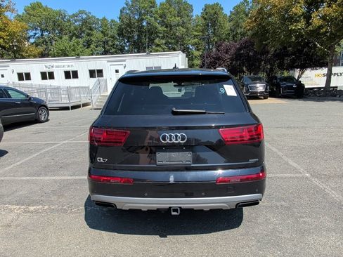 Used 2019 Audi Q7 3.0T Prestige AWD/4WD image 4