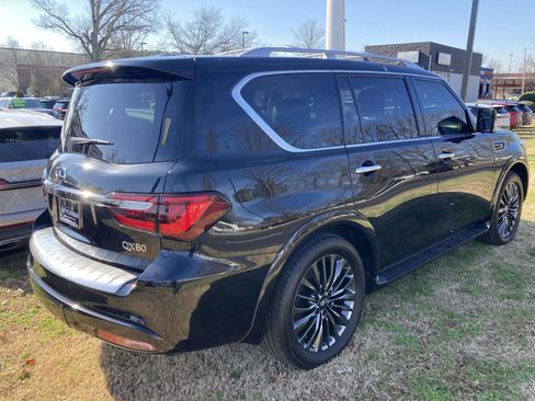 Used 2023 INFINITI QX80 Premium Select w/ Cargo Package image 3