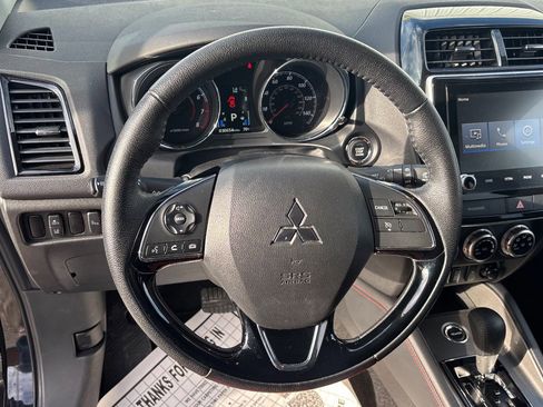 Used 2024 Mitsubishi Outlander Sport SE image 29