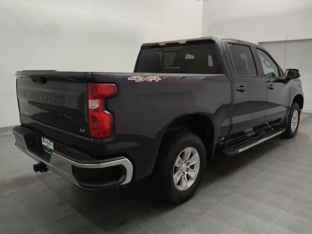 Used 2024 Chevrolet Silverado 1500 LT w/ Leather Package AWD/4WD image 9