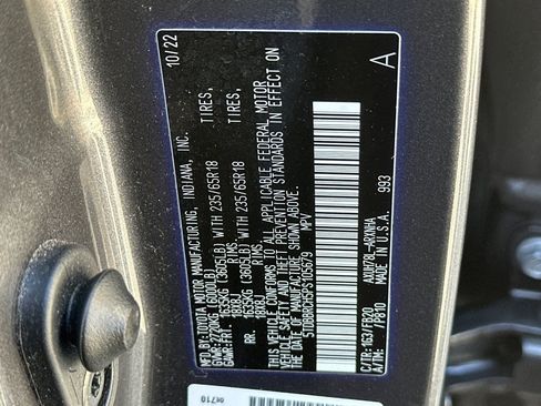 Used 2023 Toyota Highlander LE image 28