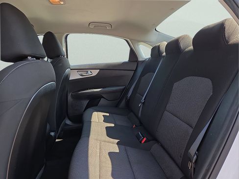 Used 2023 Kia Forte LXS FWD image 10