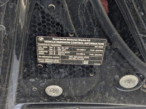 Used 2025 BMW 530i w/ Premium Package image 26