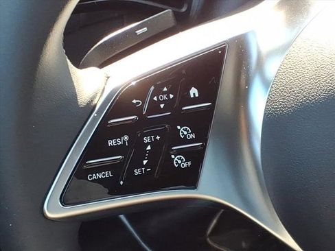 New 2026 Mercedes-Benz GLC 300 GLC 300 image 9