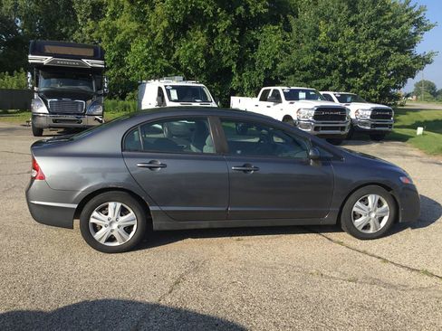 Used 2011 Honda Civic LX image 5
