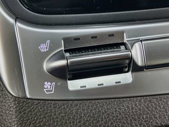 New 2027 Kia Carnival SX w/ Dark Edition Package FWD image 21