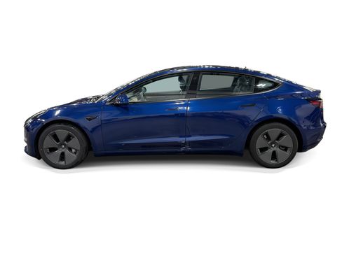 Certified 2023 Tesla Model 3 Standard Range RWD image 3