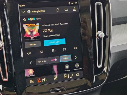 New 2026 Volvo XC40 B5 Plus w/ Protection Package Premier image 19